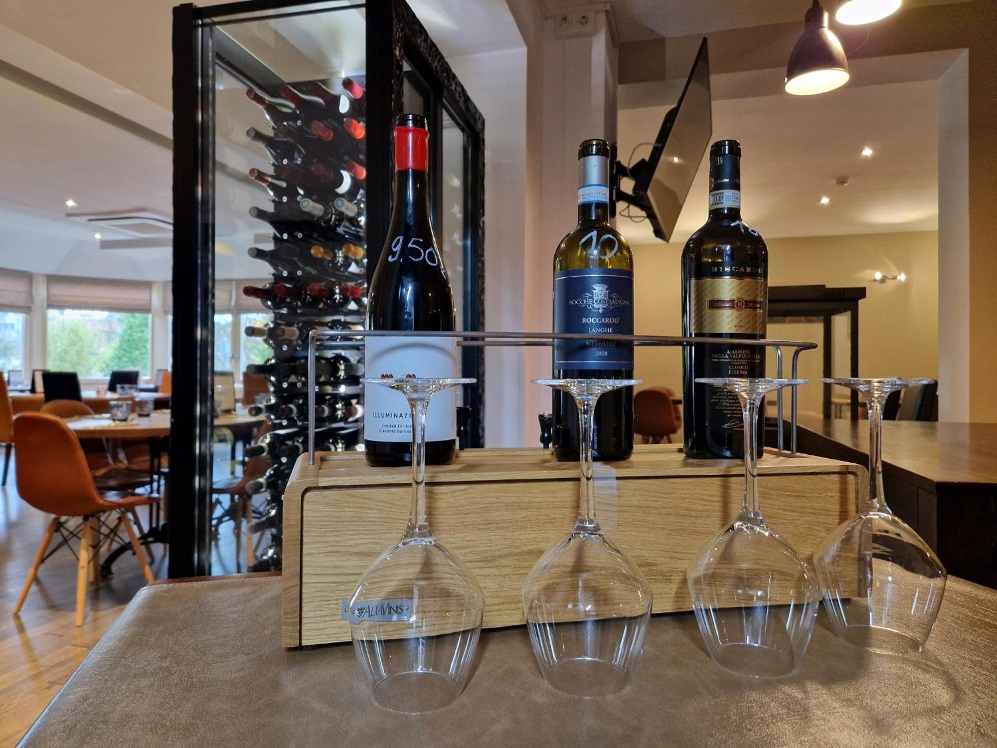 Bivius Hotel Restaurant Luxembourg Strassen Eksteriør billede