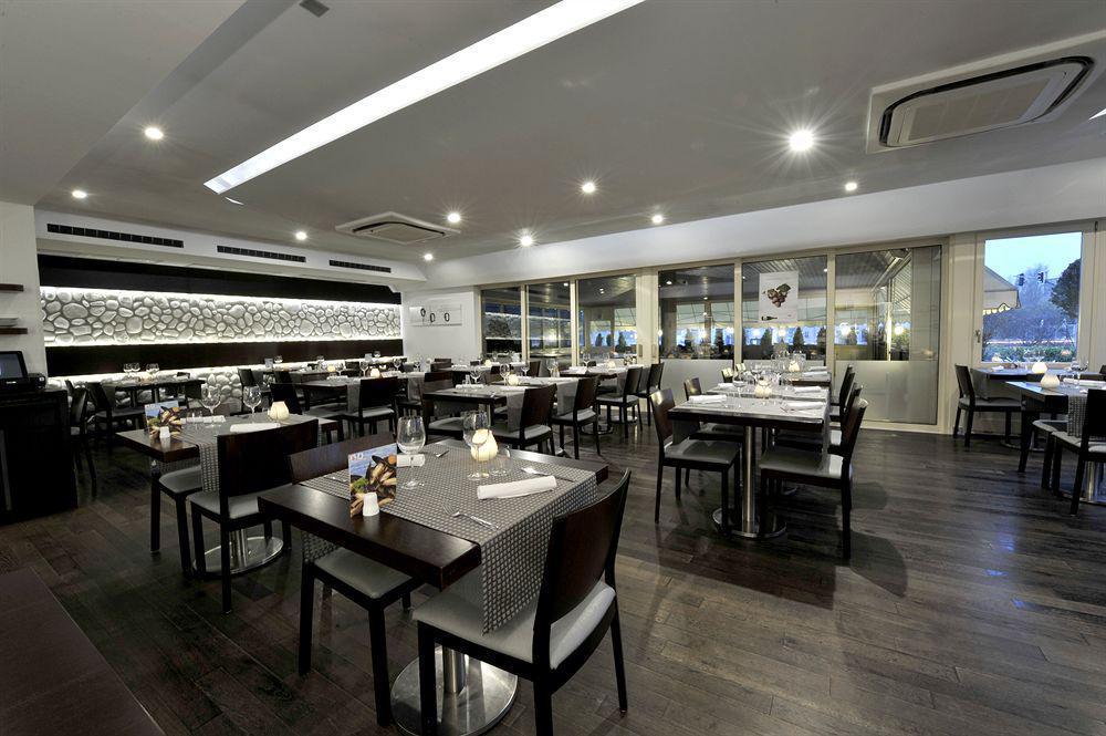 Bivius Hotel Restaurant Luxembourg Strassen Eksteriør billede