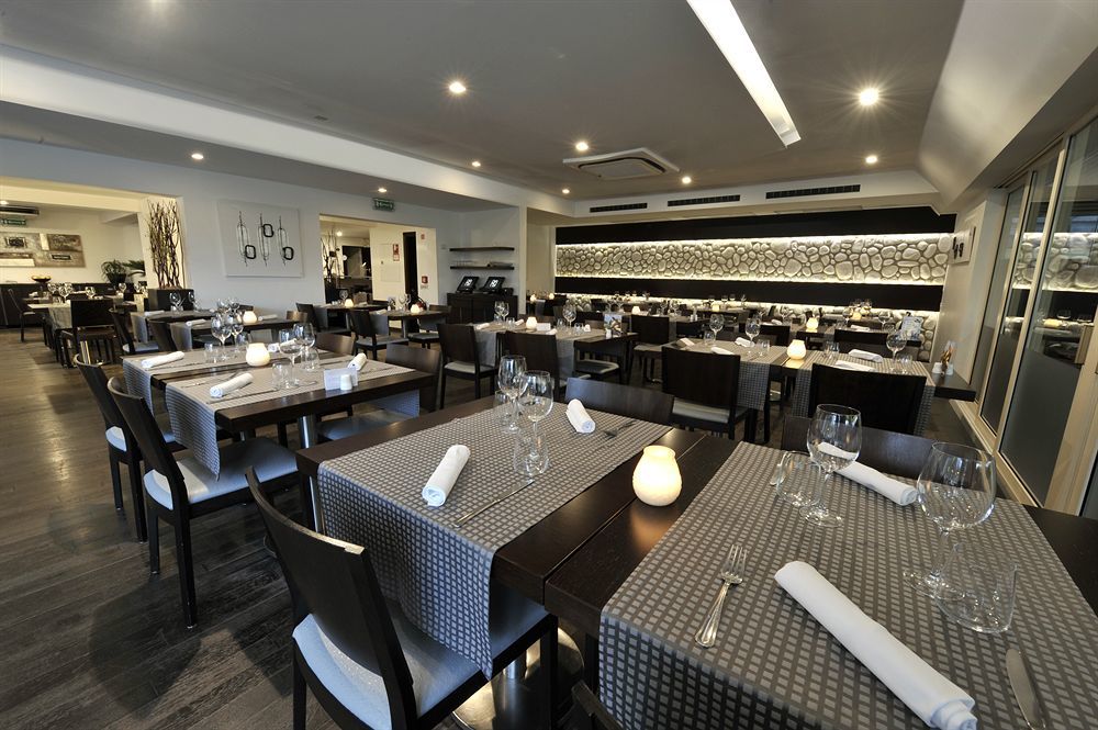 Bivius Hotel Restaurant Luxembourg Strassen Eksteriør billede