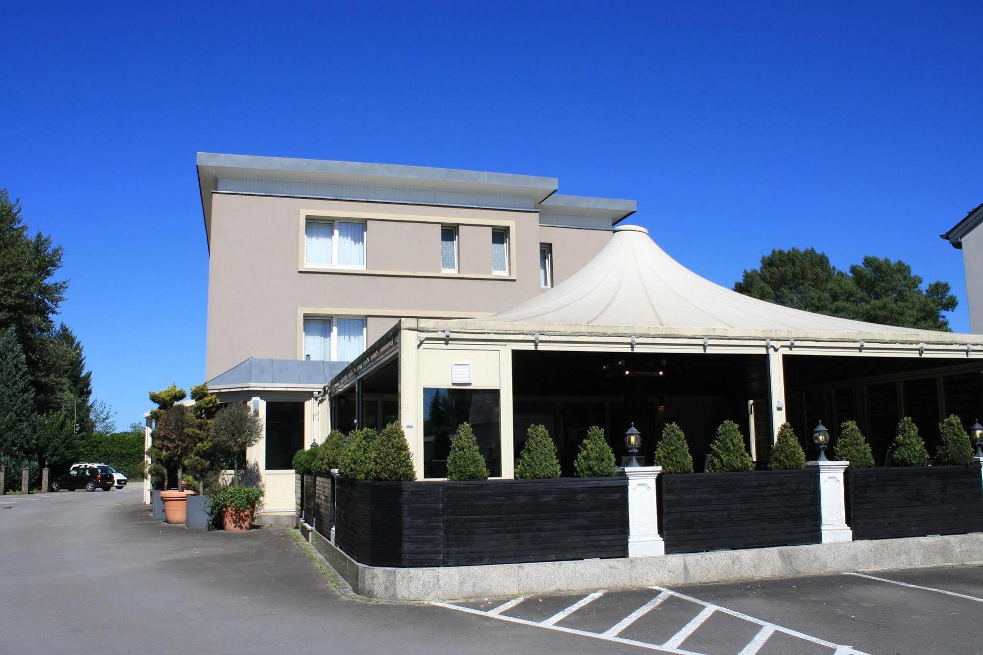 Bivius Hotel Restaurant Luxembourg Strassen Eksteriør billede
