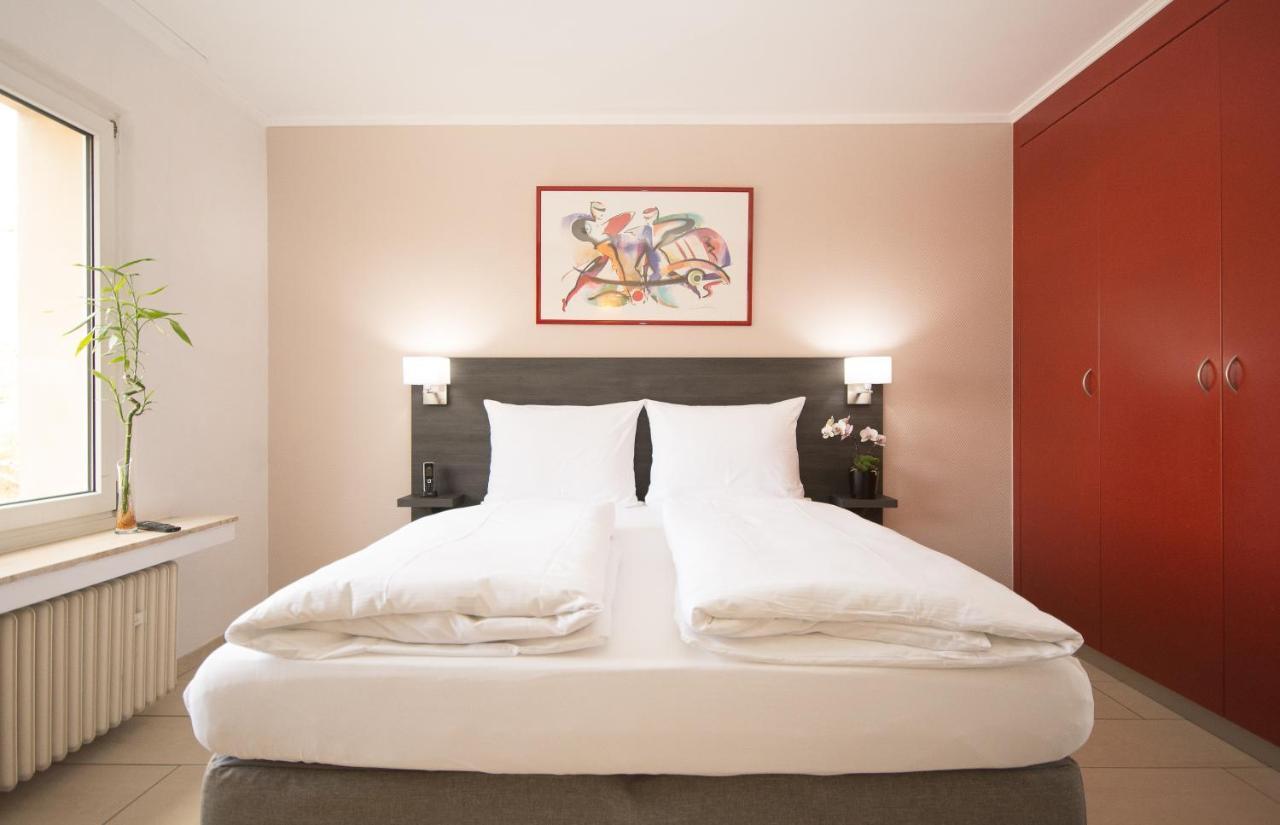 Bivius Hotel Restaurant Luxembourg Strassen Eksteriør billede